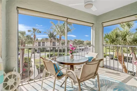 1025 Foxfire Ln #301, Naples, FL 34104 photo 4