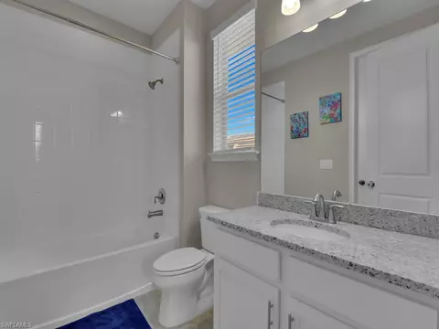 Bath - 3508 Pilot Cir, Naples, FL 34120 photo 3 of 6