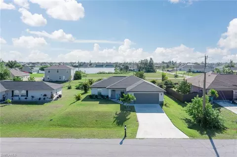 1123 NW 4th Pl, Cape Coral, FL 33993