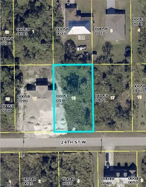 2714 24th St W, Lehigh Acres, FL 33971