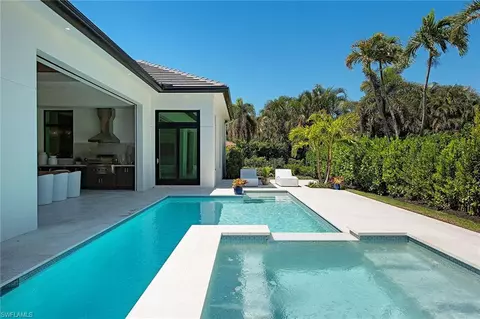 Exterior - 777 Binnacle Dr, Naples, FL 34103 photo 1 of 10