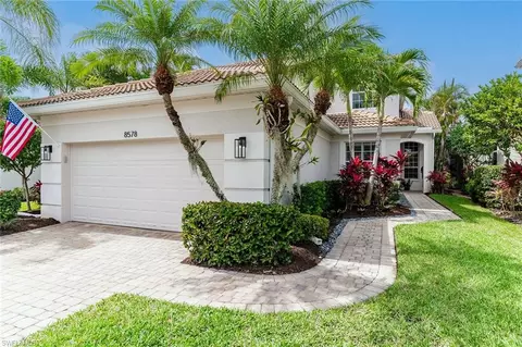 8578 Pepper Tree Way, Naples, FL 34114