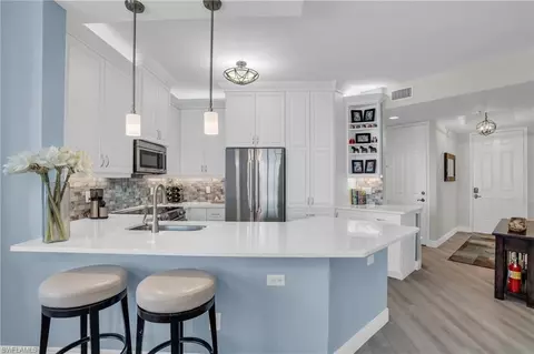 Kitchen - 400 Flagship Dr #608, Naples, FL 34108 photo 3 of 3