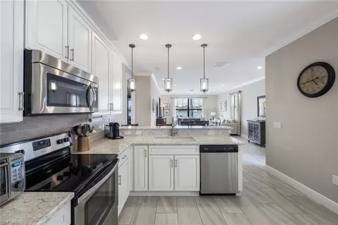 Kitchen - 1565 Oceania Dr S, Naples, FL 34113 photo 3 of 4