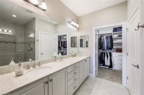 Bath - 1565 Oceania Dr S, Naples, FL 34113 photo 1 of 3