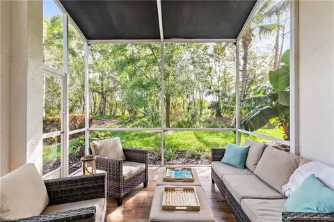 14955 Sterling Oaks Dr, Naples, FL 34110