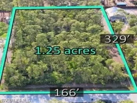 24476 Dietz Dr, Bonita Springs, FL 34135