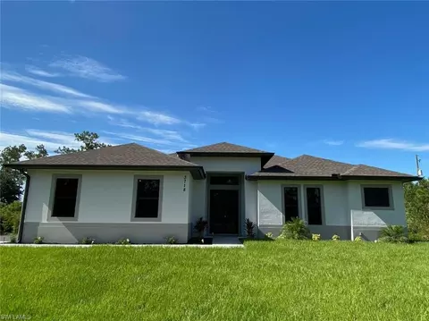 2567 12th Ave NE, Naples, FL 34120