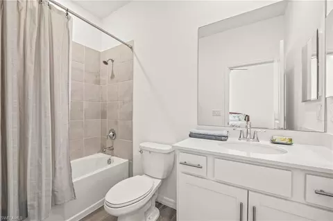 Bath - 2274 Avocado Ln, Naples, FL 34120 photo 2 of 3