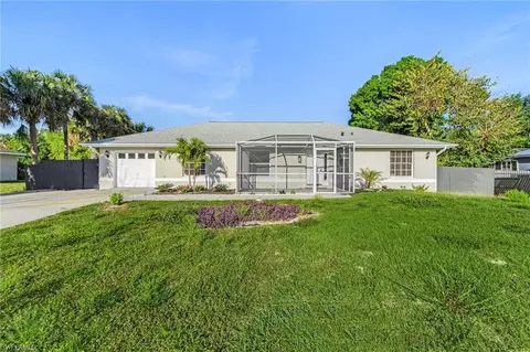517 Plumosa Ave, Lehigh Acres, FL 33972