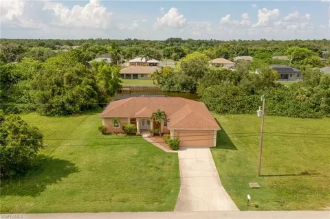 2225 NE 25th Ter, Cape Coral, FL 33909