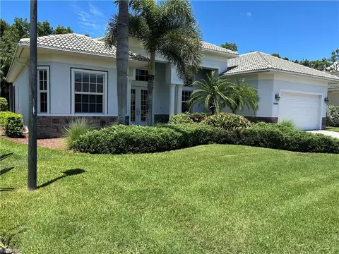 10283 Avonleigh Dr, Bonita Springs, FL 34135