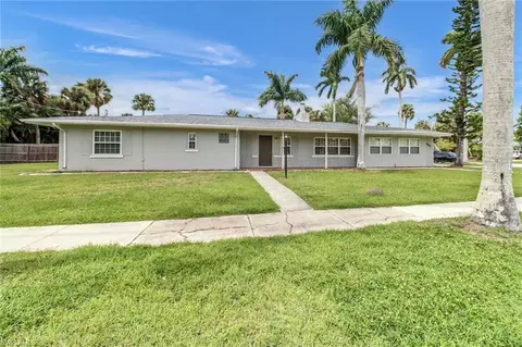 1231 Hopedale Dr, Fort Myers, FL 33919