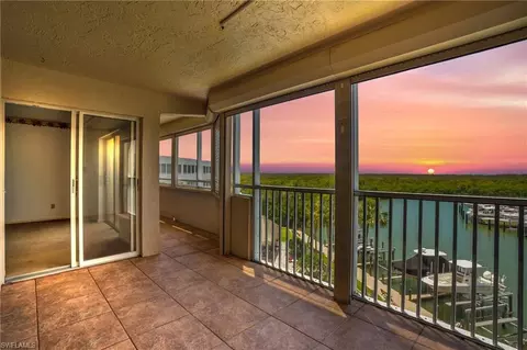 12945 Vanderbilt Dr #507, Naples, FL 34110