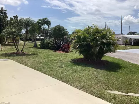Exterior - 12 Cannes Dr, Naples, FL 34112 photo 4 of 8