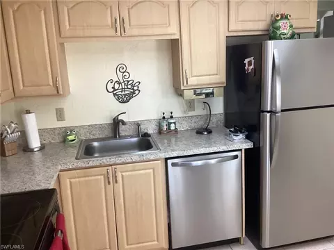 Kitchen - 12 Cannes Dr, Naples, FL 34112 photo 1 of 2