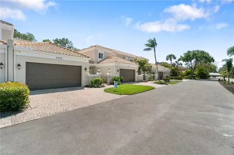 Exterior - 4868 W Boulevard Ct, Naples, FL 34103 photo 2 of 8