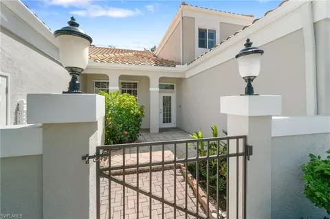 Exterior - 4868 W Boulevard Ct, Naples, FL 34103 photo 3 of 8