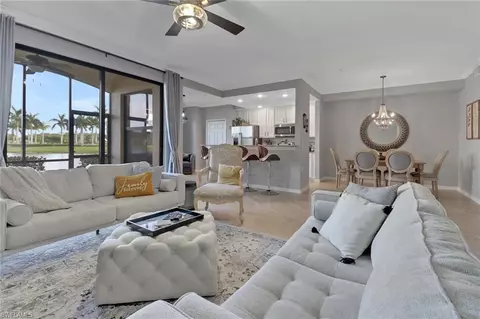 9509 Avellino Way #1813, Naples, FL 34113