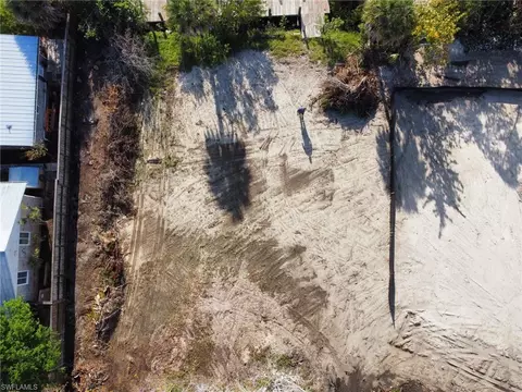 2948 Orange St, Naples, FL 34112 photo 3