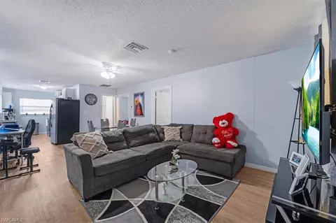 5477 Carlton St, Naples, FL 34113 photo 12