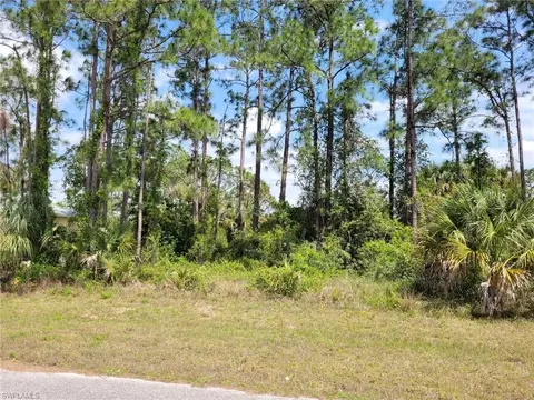 8038 Rolling Cir, Labelle, FL 33935