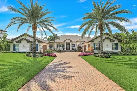 9189 The Ln, Naples, FL 34109