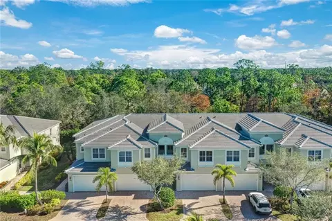 1375 Mariposa Cir #8-102, Naples, FL 34105