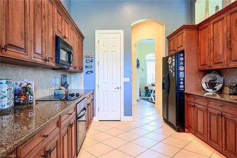 Kitchen - 9020 Maverick Ct, Naples, FL 34113 photo 2 of 3