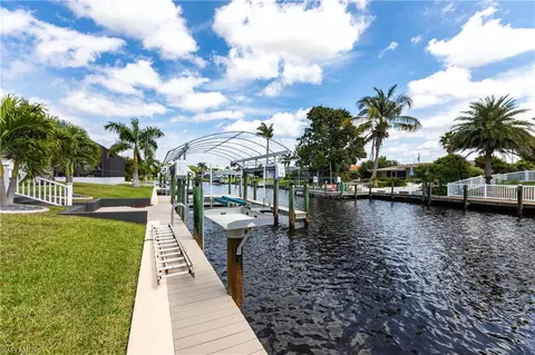 5133 Sunnybrook Ct, Cape Coral, FL 33904