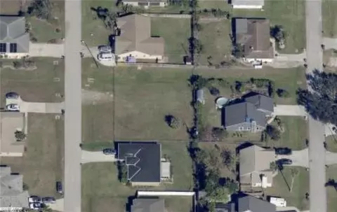 17525 Homewood Rd, Fort Myers, FL 33967