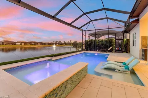 3753 Sapphire Cove Cir, Naples, FL 34114