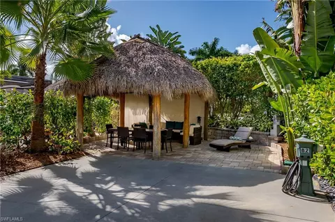 13584 Snook Cir, Naples, FL 34114