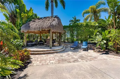 13588 Snook Cir, Naples, FL 34114 photo 3