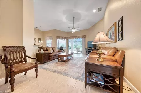 Entry Way - 2184 Rusty Fig Ct, Naples, FL 34120 photo 3 of 4