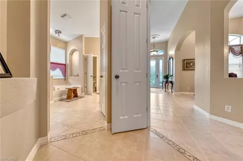 Entry Way - 2184 Rusty Fig Ct, Naples, FL 34120 photo 4 of 4