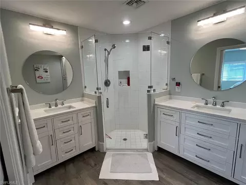 Bath - 9113 Michael Cir #5, Naples, FL 34113 photo 1 of 2