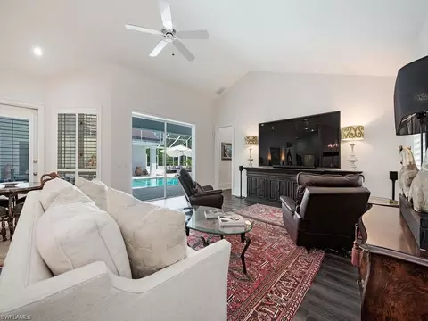 720 Saint Georges Ct, Naples, FL 34110 photo 3