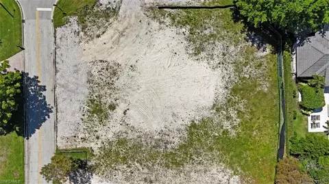 3225 Regatta Rd, Naples, FL 34103 photo 3