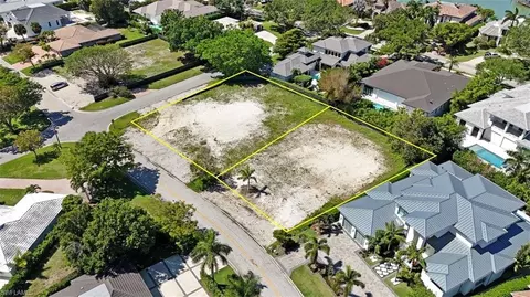3225 Regatta Rd, Naples, FL 34103 photo 9