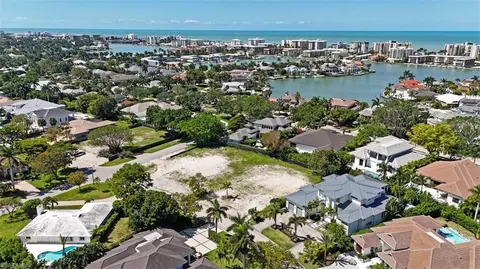 3225 Regatta Rd, Naples, FL 34103 photo 8