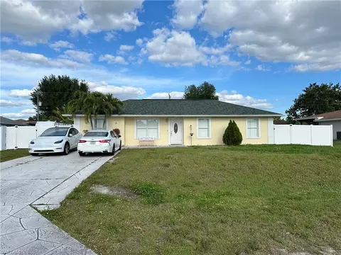 2880 50th St SW, Naples, FL 34116