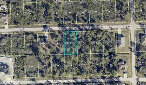 3309 71st St W, Lehigh Acres, FL 33971
