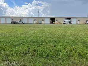 1010 NE 8th Ter, Cape Coral, FL 33909