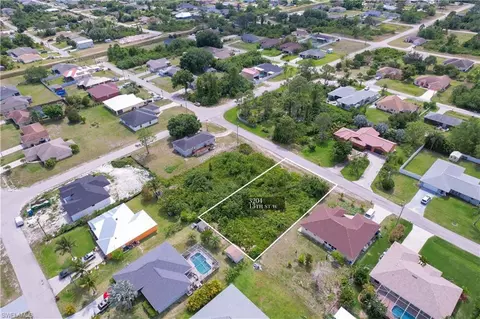 3204 13th St W, Lehigh Acres, FL 33971