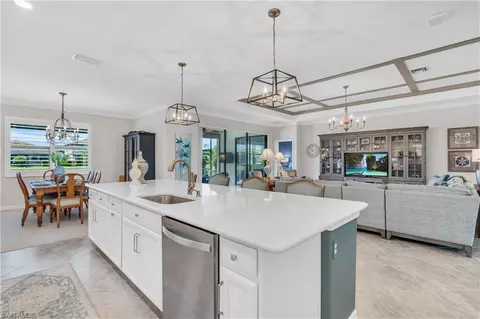 Kitchen - 4564 Tamarind Way, Naples, FL 34119 photo 6 of 6