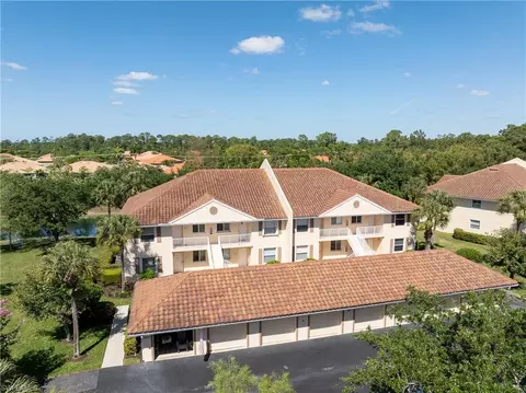 422 Valerie Way #104, Naples, FL 34104