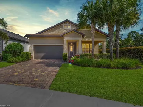9417 Purple Martin Ct, Naples, FL 34120