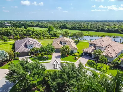 12486 Lockford Ln, Naples, FL 34120