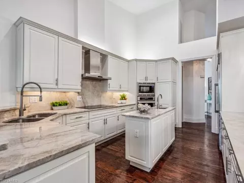 Kitchen - 207 Colonade Cir #1704, Naples, FL 34103 photo 2 of 4